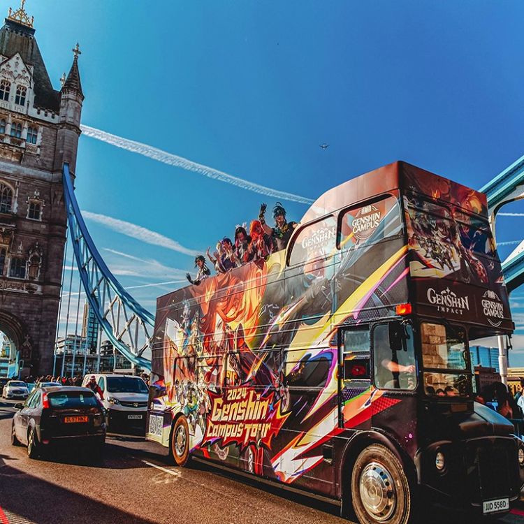 Genshin Impact Double Decker Promotional Bus Tower Bridge